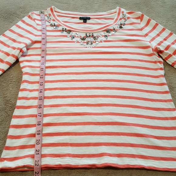 Talbots Embellished Top/Shirt. Size Med. Petite. - Picture 4 of 8